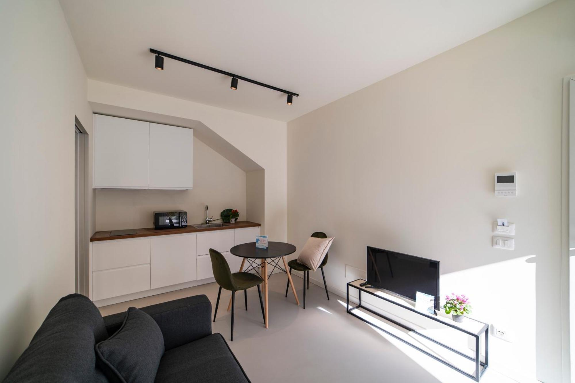 Via Vittorio Veneto 468 Chiari Aparthotel Δωμάτιο φωτογραφία