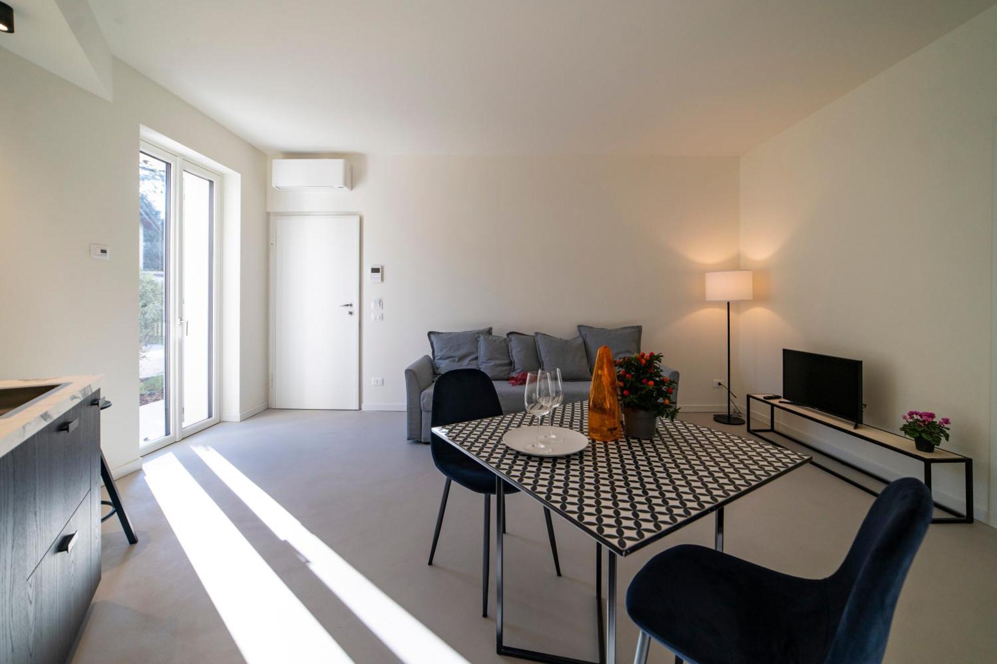 Via Vittorio Veneto 468 Chiari Aparthotel Δωμάτιο φωτογραφία