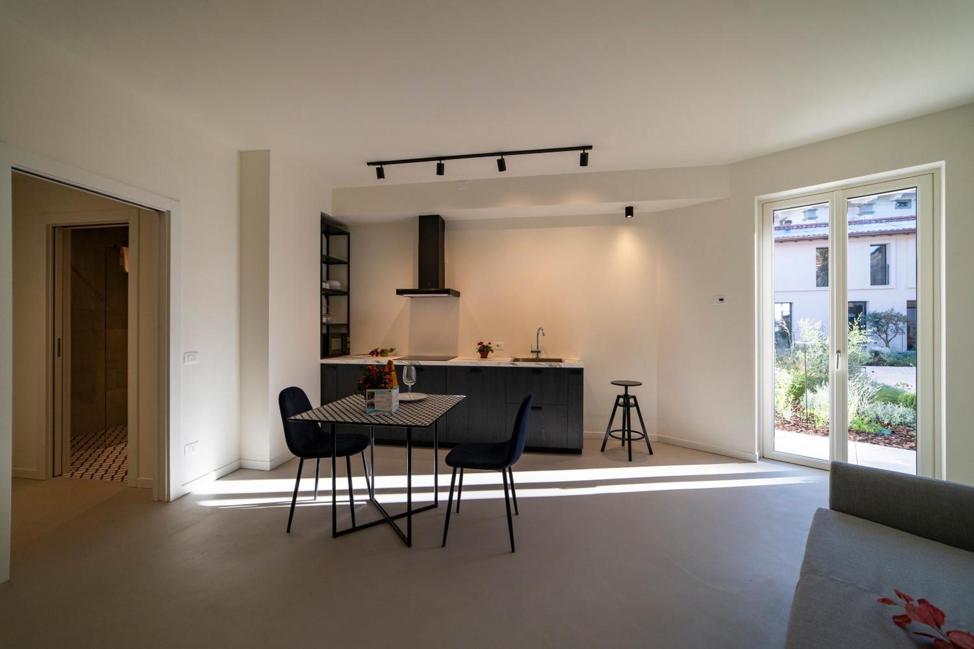 Via Vittorio Veneto 468 Chiari Aparthotel Δωμάτιο φωτογραφία